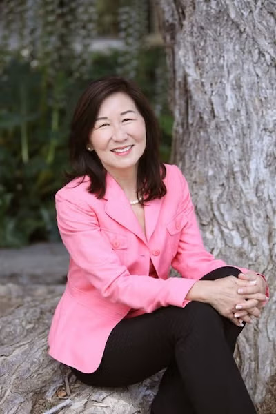 Rosa Kwon Easton