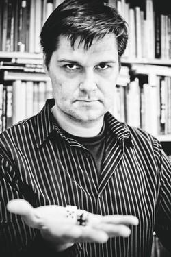 BENYÁK ZOLTÁN